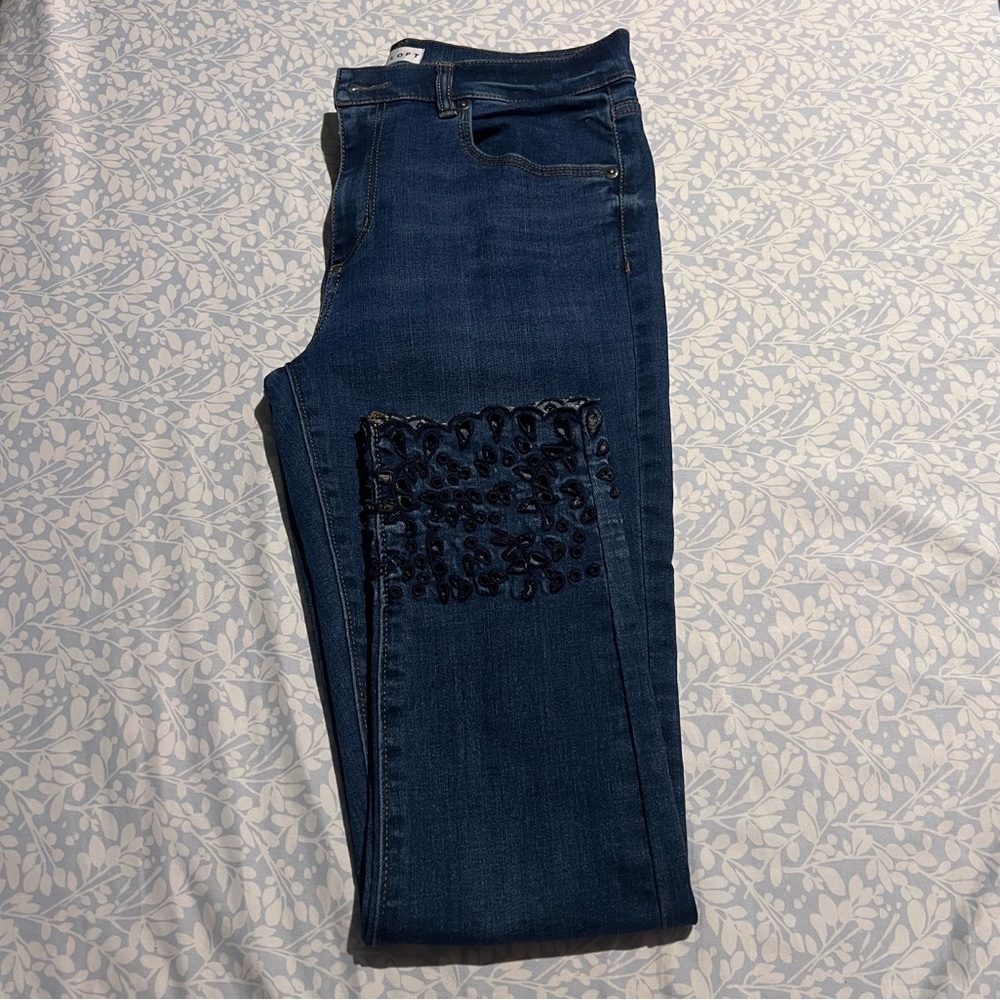 LOFT Modern Skinny Crop Dark Blue Jeans with Eyelet Detail - Size 8/29